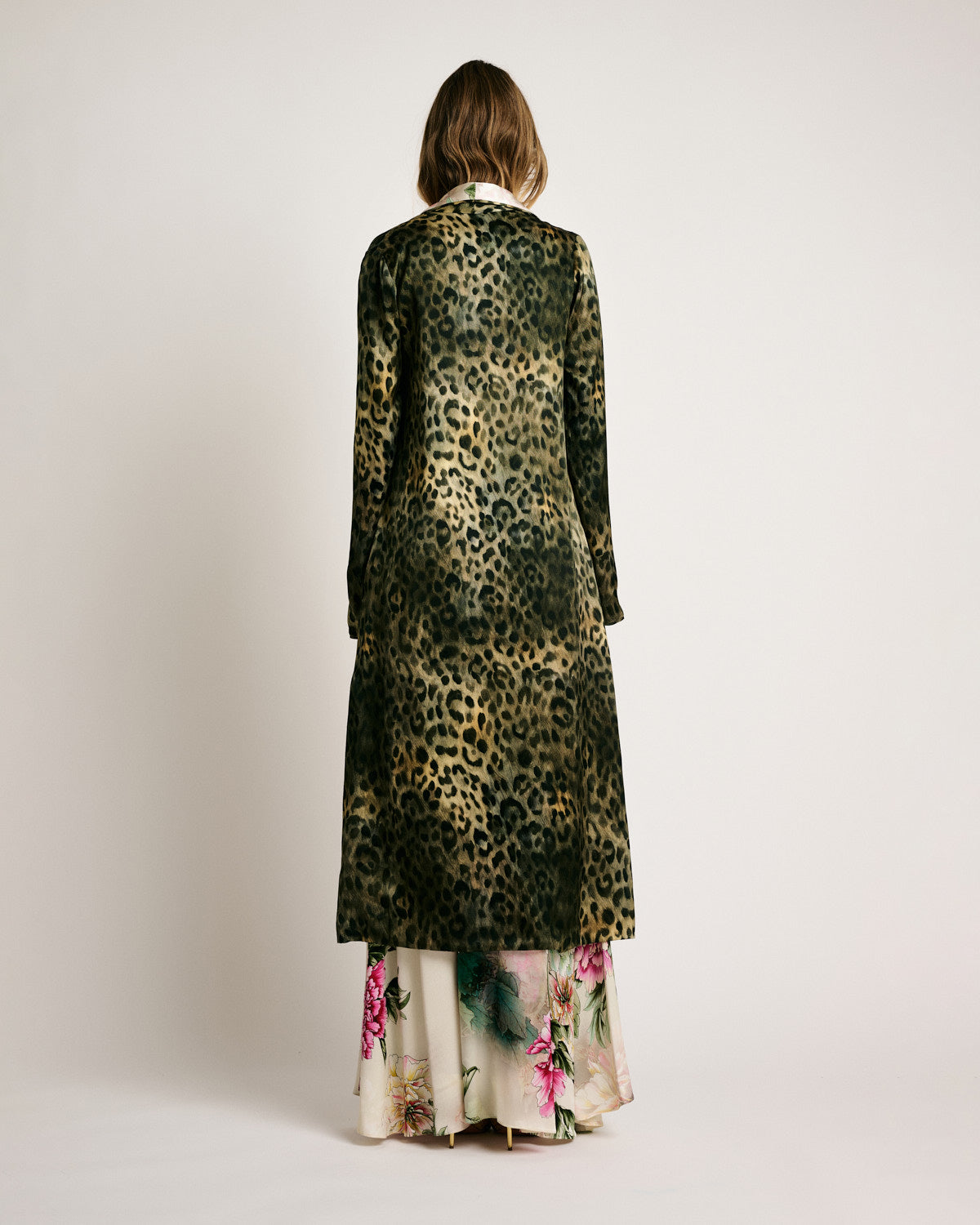 leopard-gardenia-silk-rev-robe-7