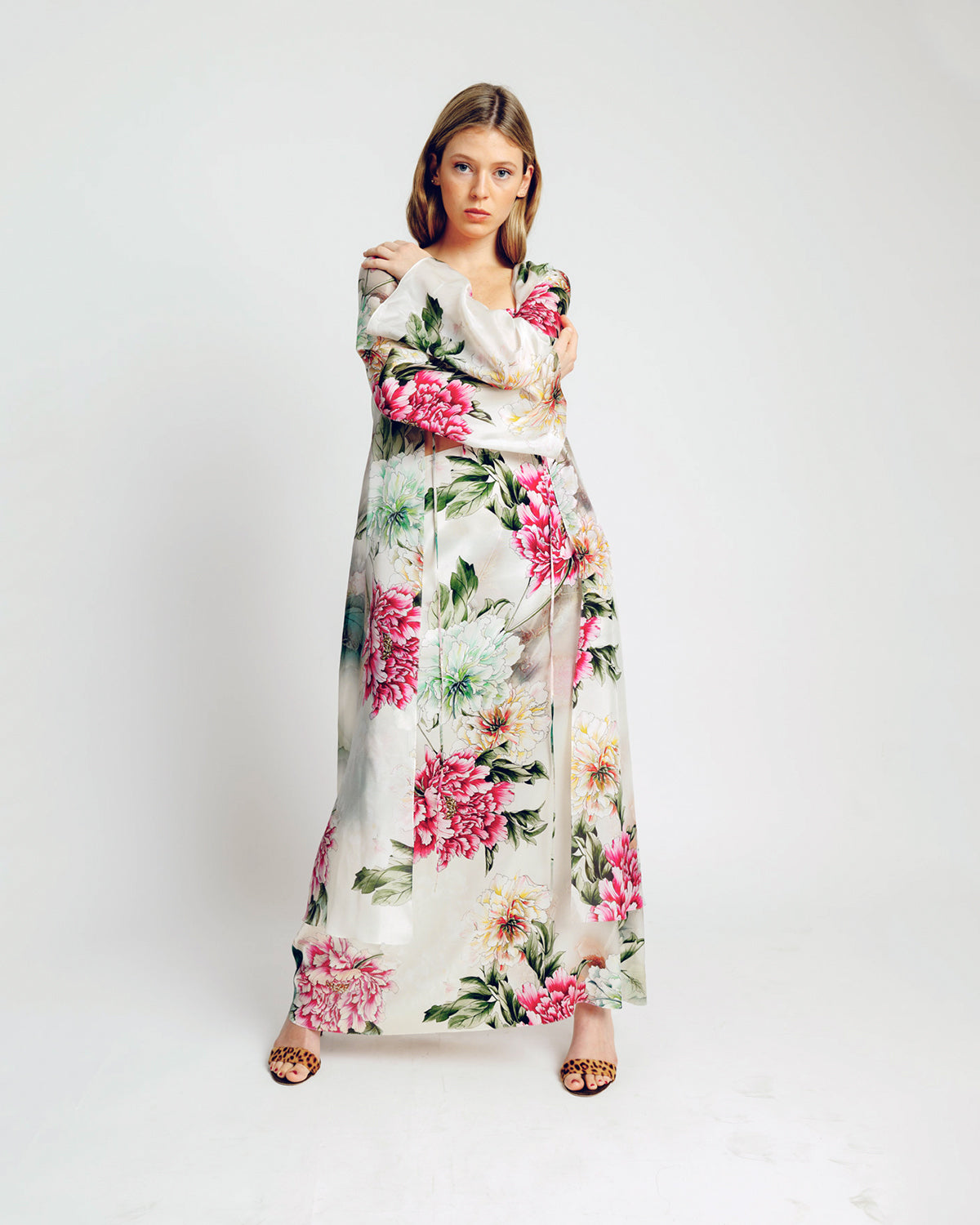 MARA ROBE GARDENIA HABOTAI SATIN SILK