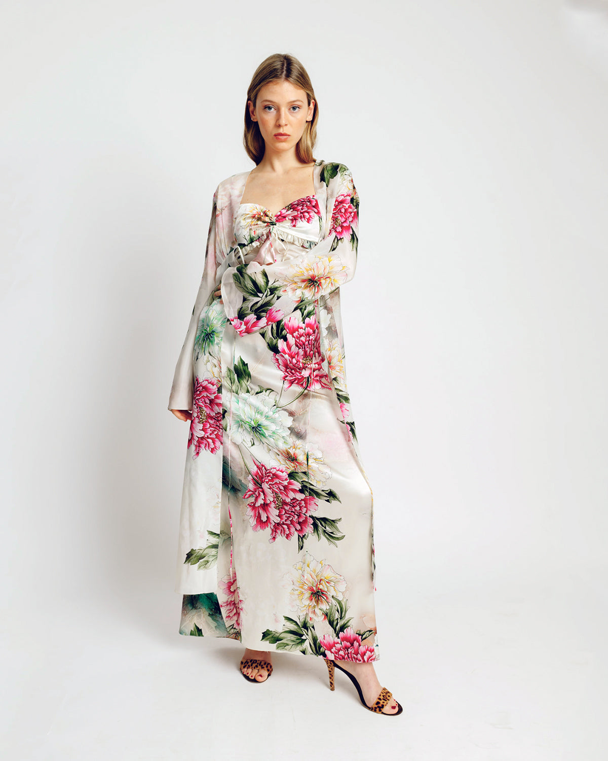 MARA ROBE GARDENIA HABOTAI SATIN SILK