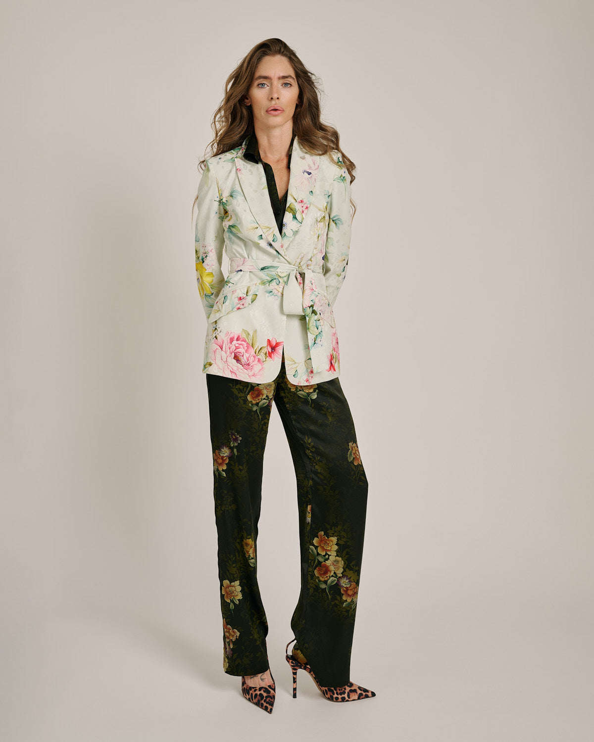 Silk-pants-garden-flowers