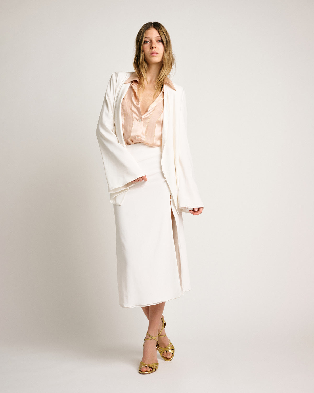 Hanna Blazer Solid White Silk Satin Strech