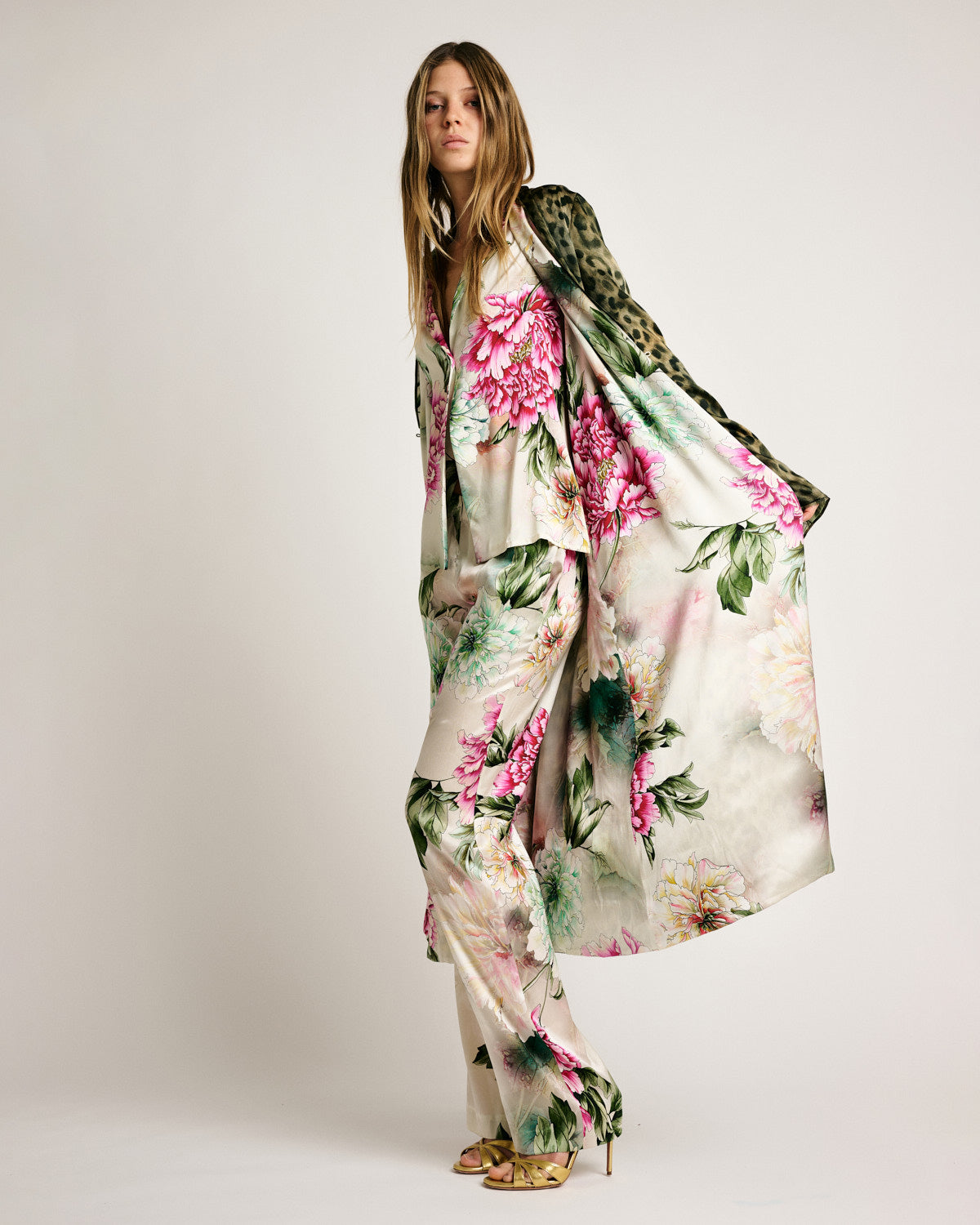 silk-floral-pants-emery-1